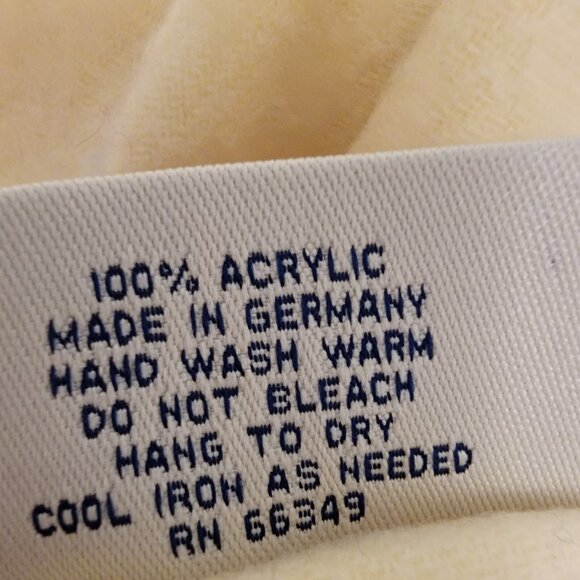 Vintage LORD & TAYLOR Scarf 100% Super Soft Acrylic Plaid Scarf w/ Fringe - Picture 5 of 5